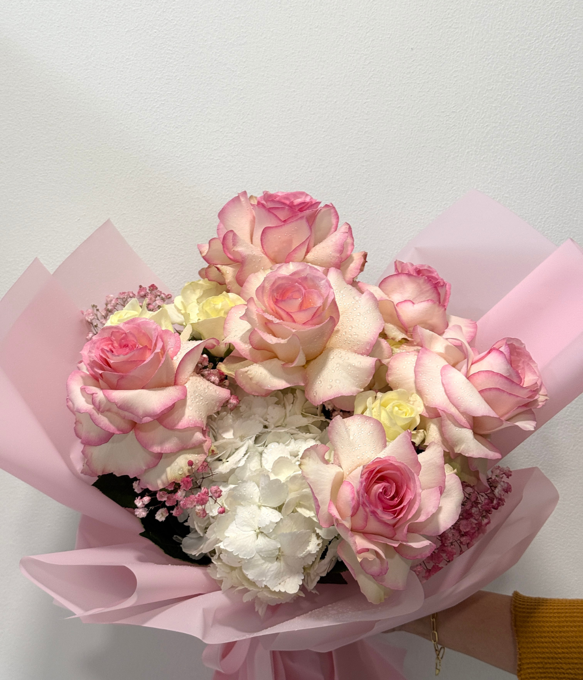 Hydrangea’s Bloom bouquet – hydrangea and roses – Petal Frost Dubai