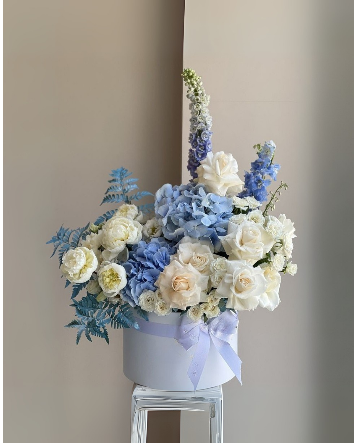 Arrangements of blue