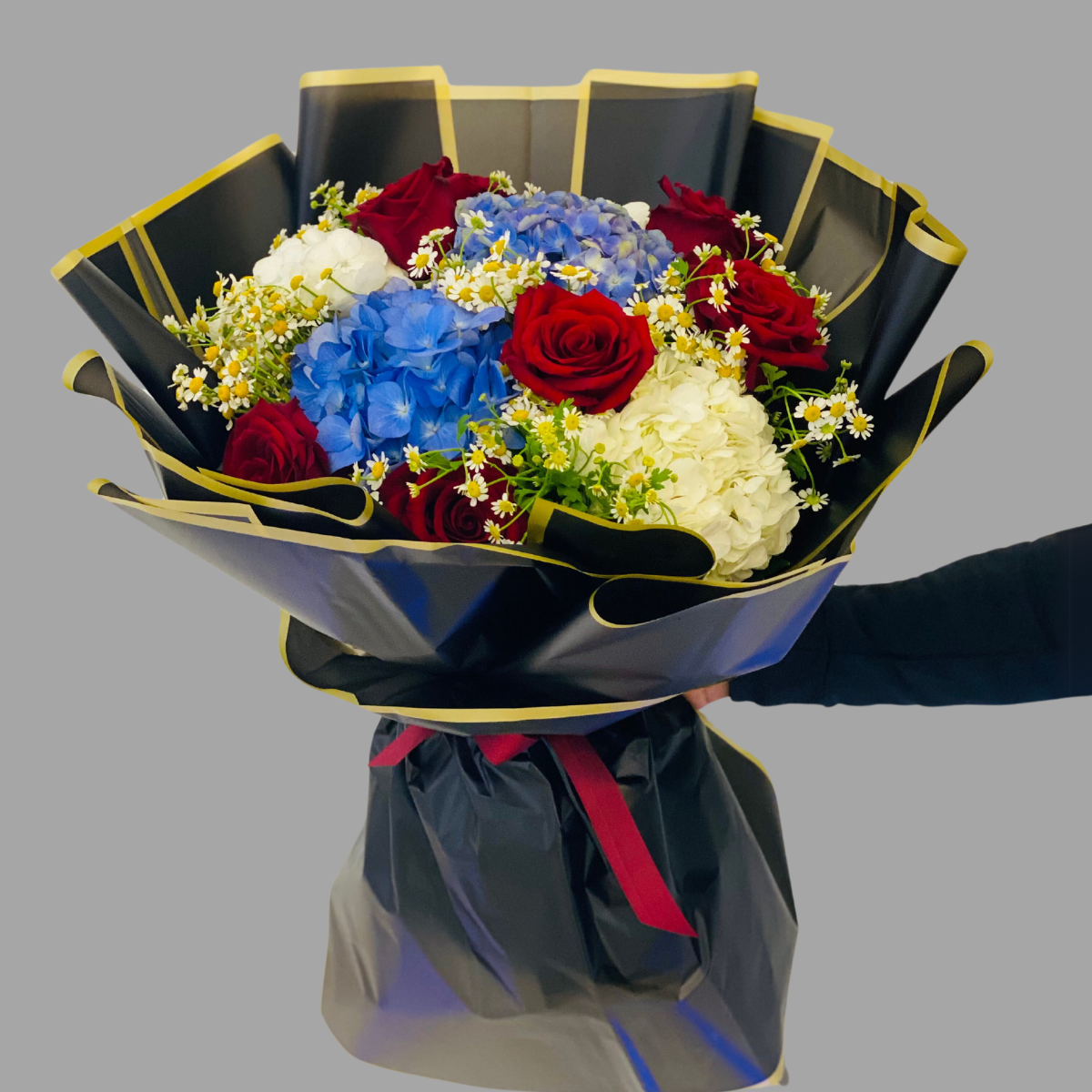 Blue’s Chamomile bouquet – hydrangea and roses - Peta Frost Dubai