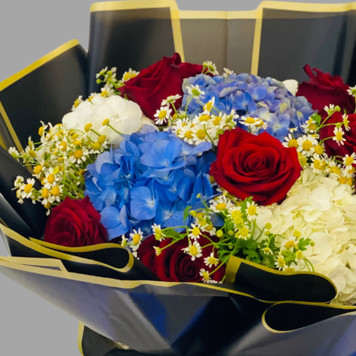 Blue’s Chamomile bouquet – hydrangea and roses - Peta Frost Dubai