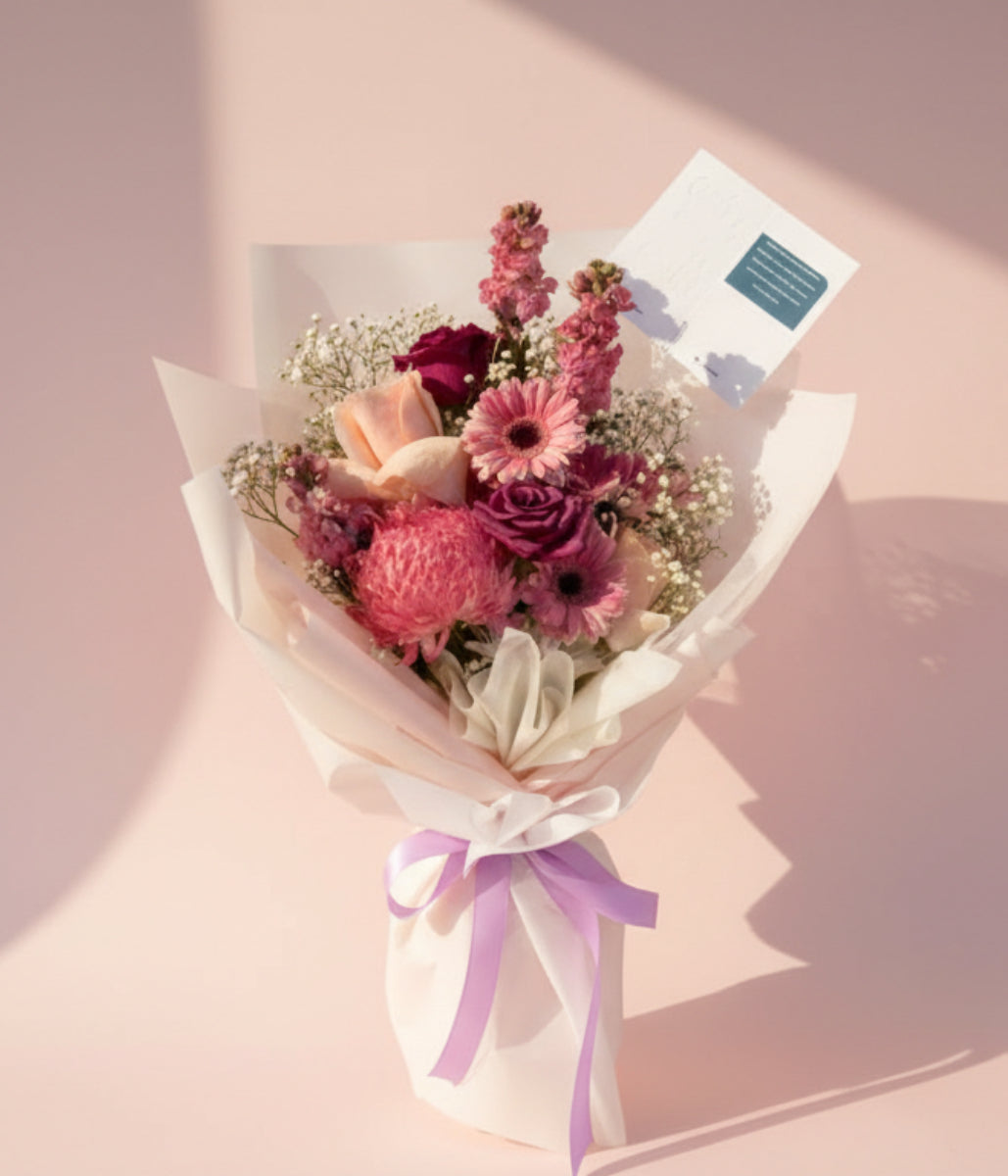 Blush Kiss Bouquet