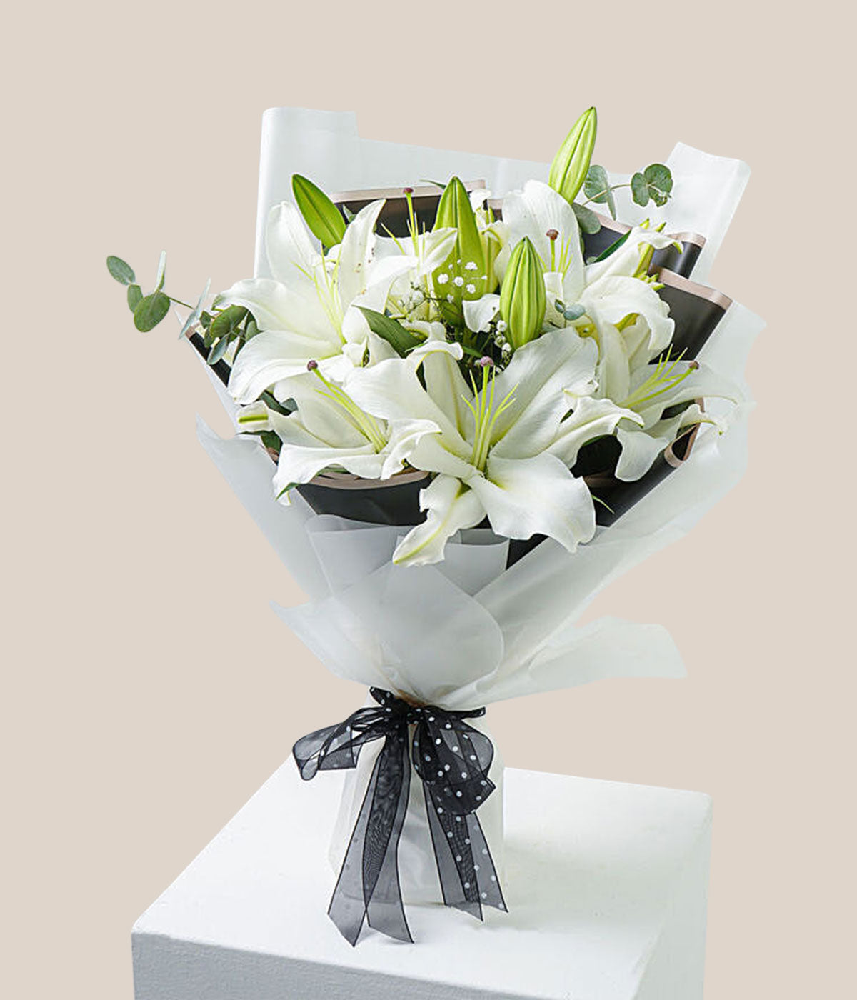 Charming White Lilies Bouquet Standard