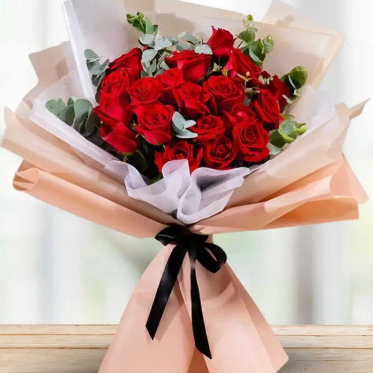 Dreamy Petals Affair bouquet – 20 red roses with fillers – Petal Frost