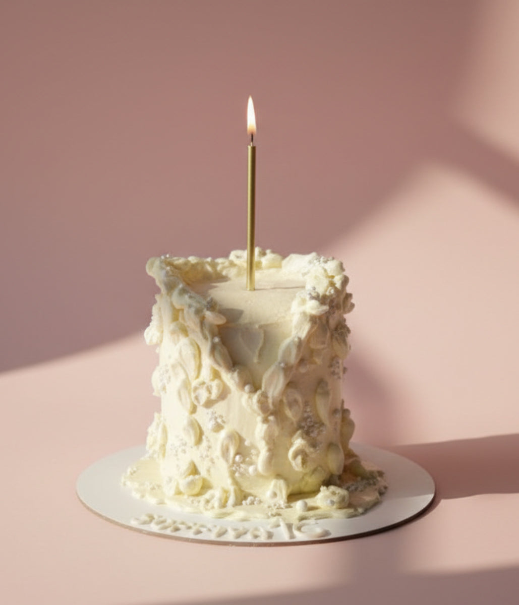 Elegant Heart-Shape Pearl Buttercream Cake