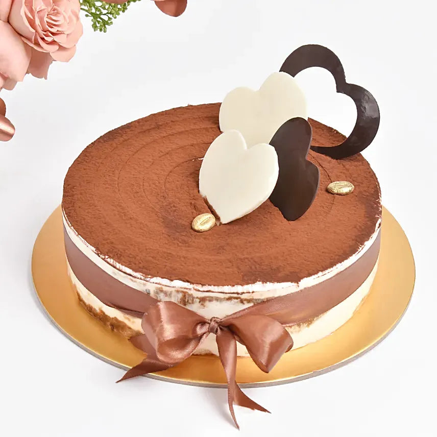 Monochrome Flowers and Tiramisu Cake