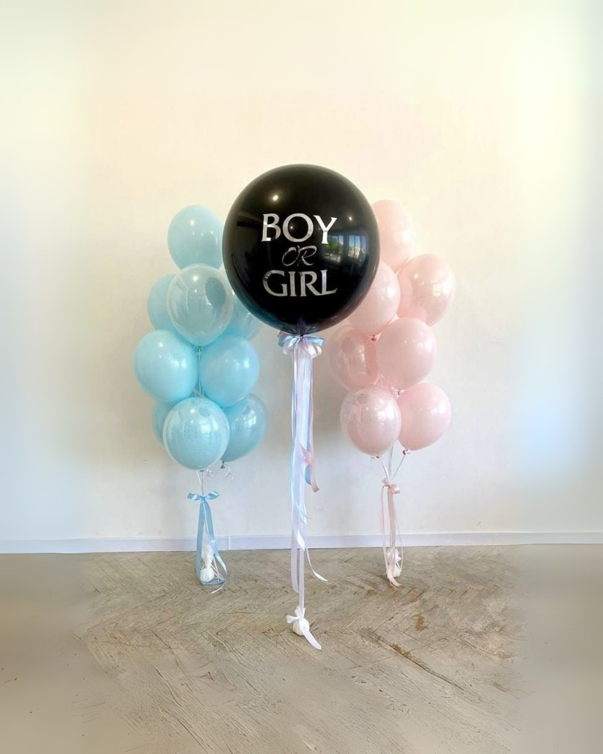 She or he Balloons