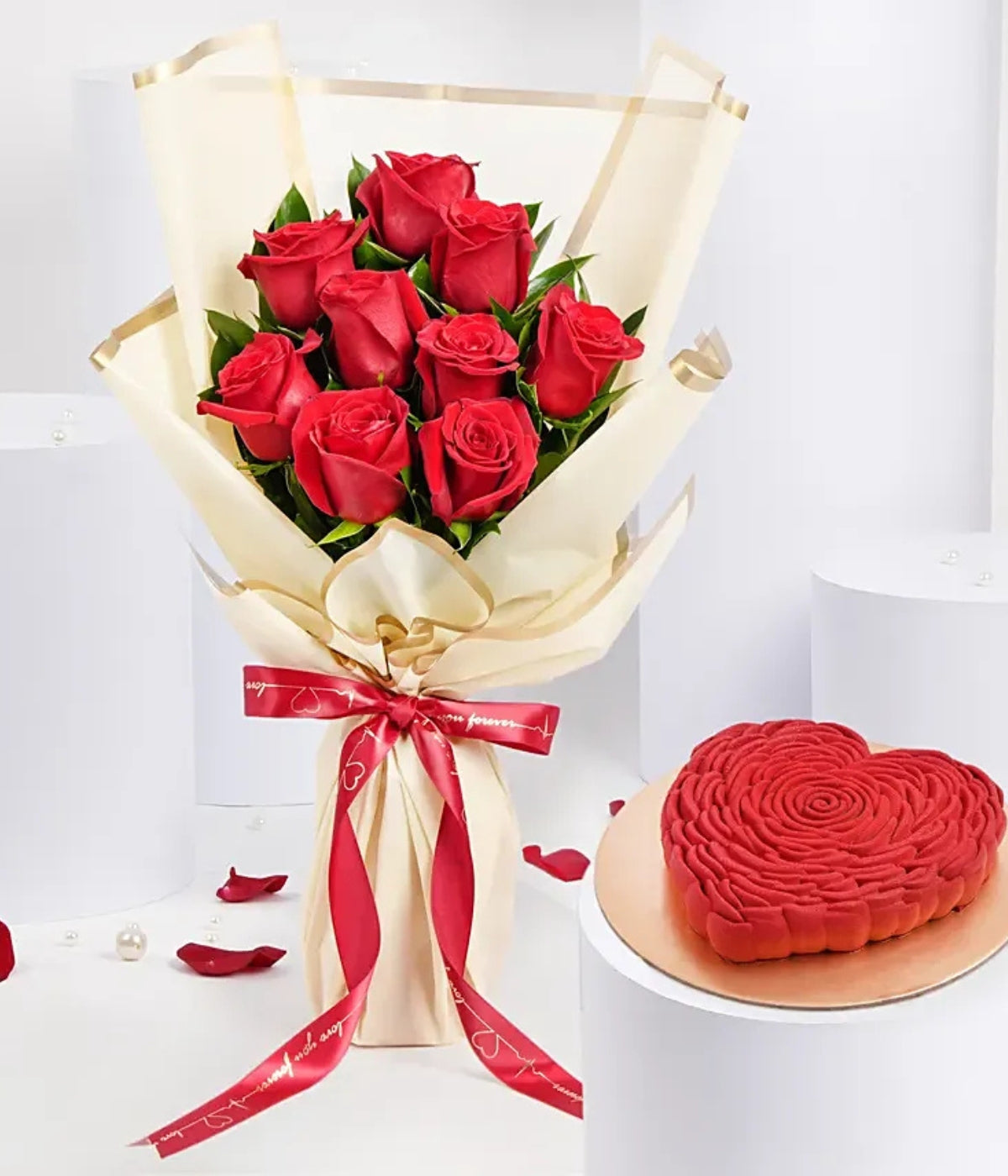 Love Expression 9 Roses Bouquet With Heart Shape Cake