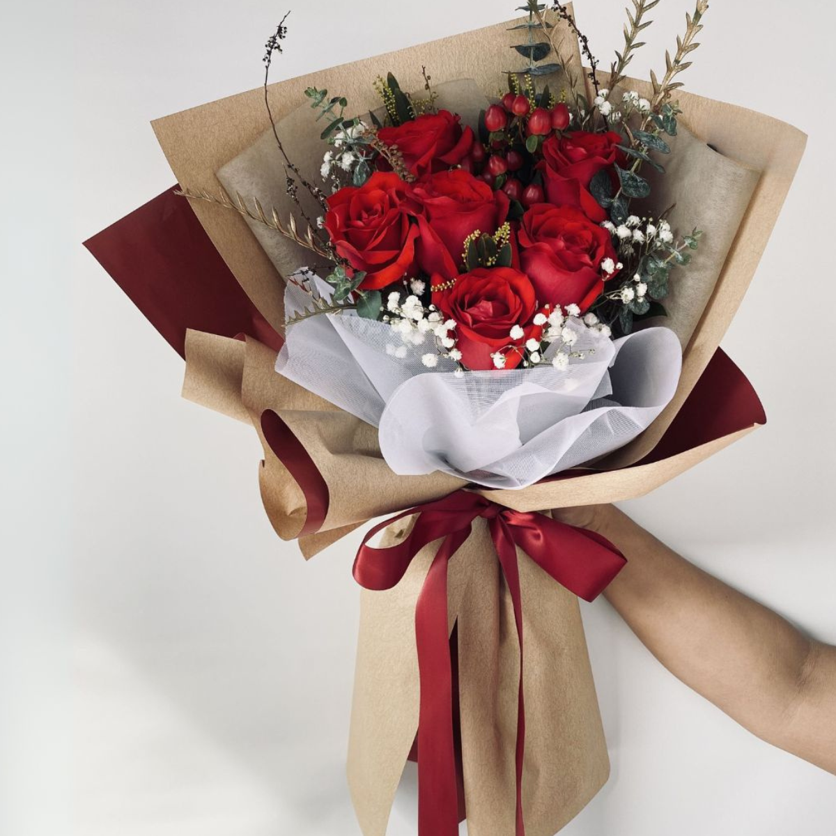 Valentine’s Eternal Kiss bouquet 6 red roses gift - Petal Frost Dubai