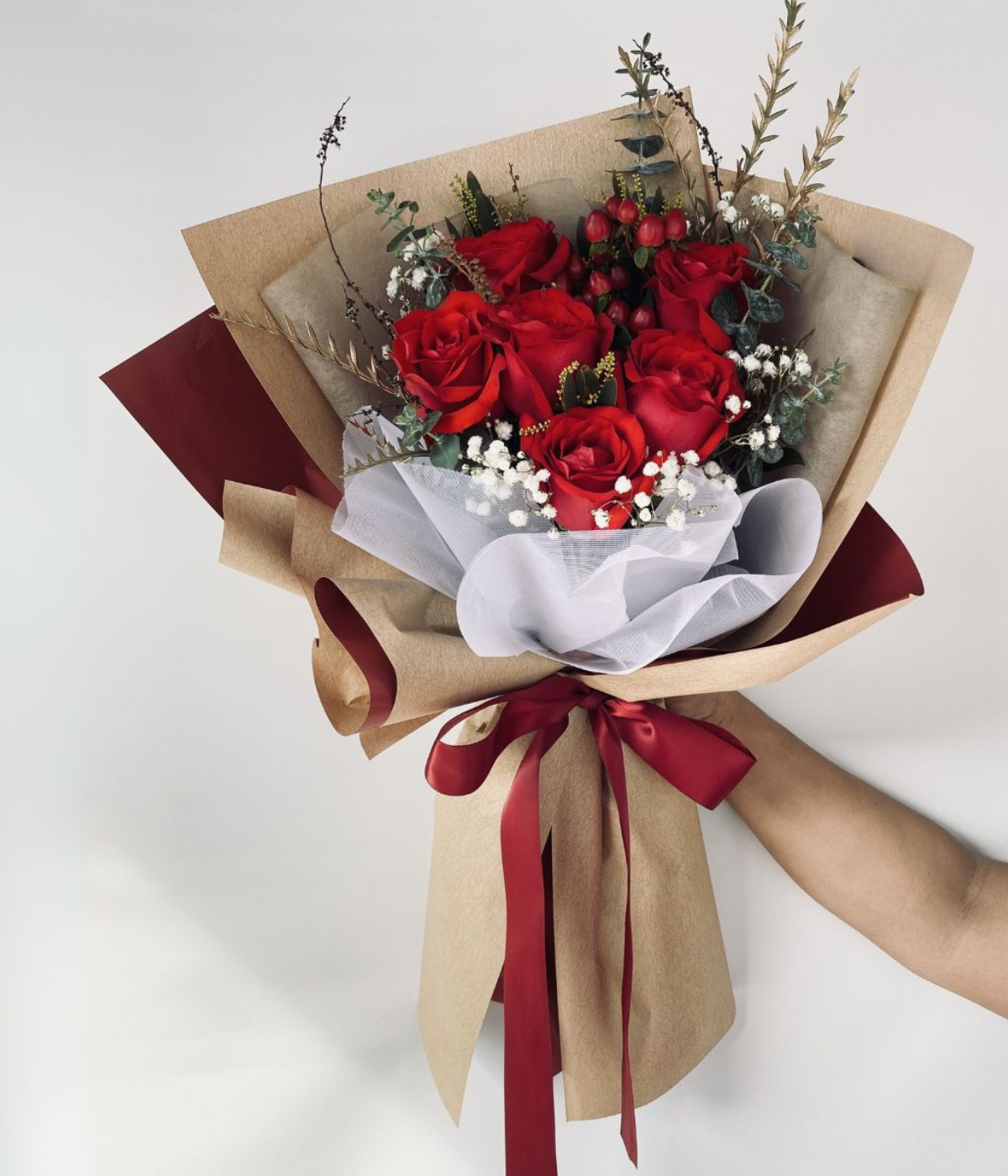 Valentine’s Eternal Kiss bouquet 6 red roses gift - Petal Frost Dubai